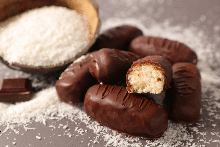 Healthy No-Bake Keto Bounty Bars